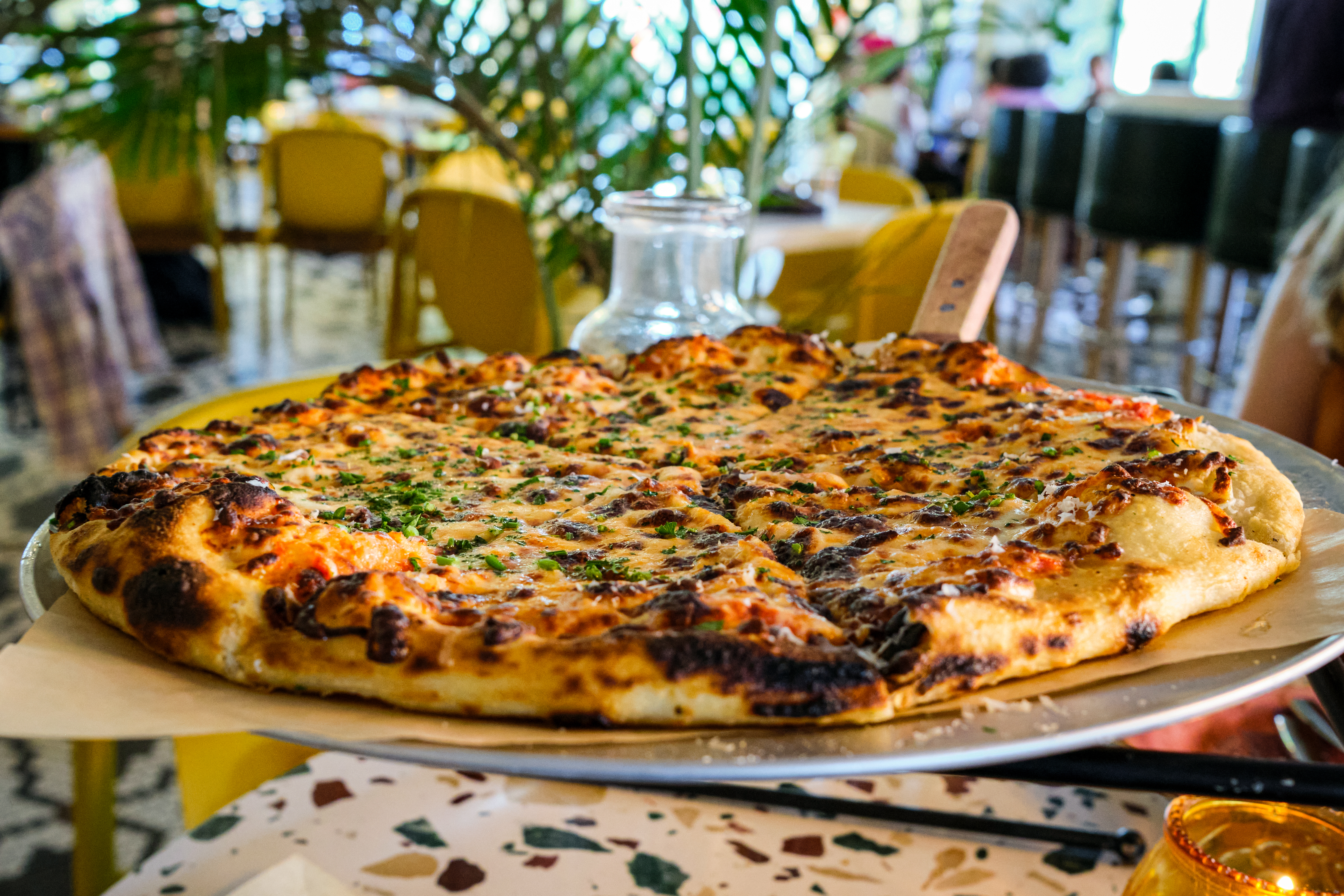 Flatbread pizza table
