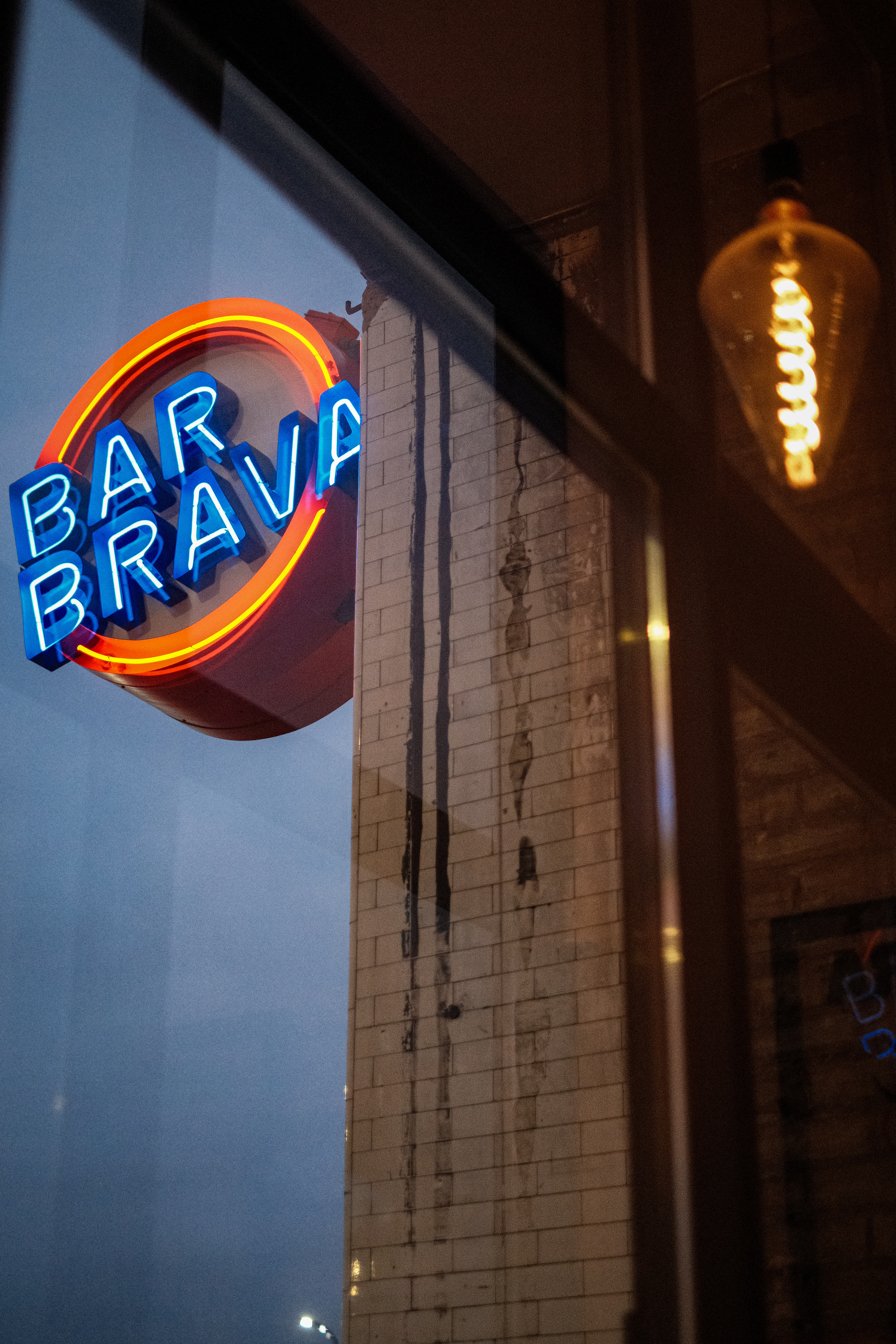 Bar Brava sign